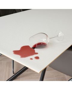 wijnvlek-wit-vochtafstotend-Molton-tafelbeschermer-bulgomme-tafelmolton-wijnkringen-ondertafelkleed