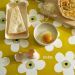 tafelzeil-lola-bloemen-small-flower-mustard